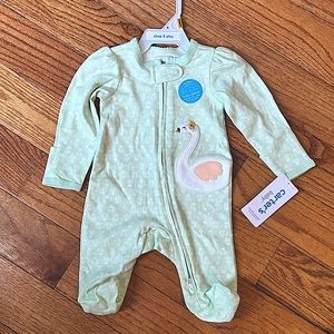 NWT Carter’s 2-way Zipper Sleep & Play. Mint green WITH Swan. NEWBORN